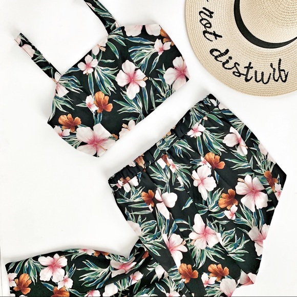 CHICBOMB - Picture 2 of 8